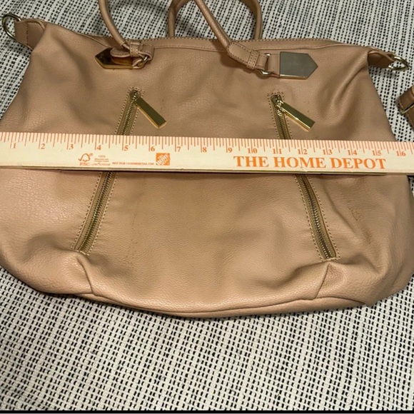 ⭐️BOGO 50% off ⭐️ Nordstrom Tan Leather Purse - Picture 3 of 7
